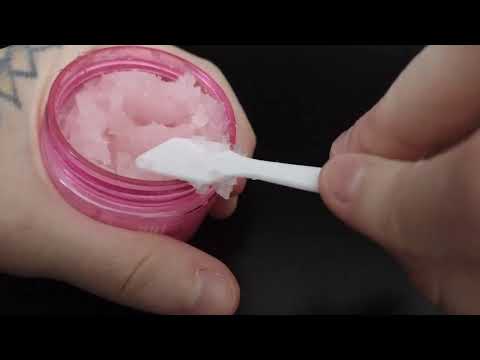 Crunchy ASMR • Lip scrub