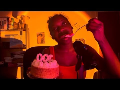 ASMR Eating a Cake🎂(100 Subscriber Special!)