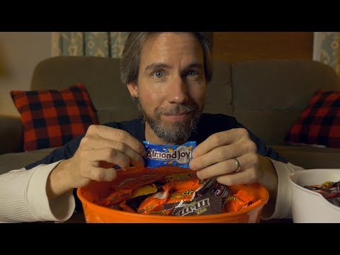 Sampling the Halloween 2018 Candy Haul | ASMR