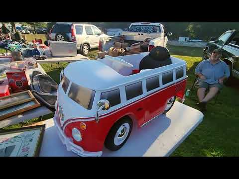 Big Outdoor Yard Sale/Flea Market Walk-Through 9-3-2022
