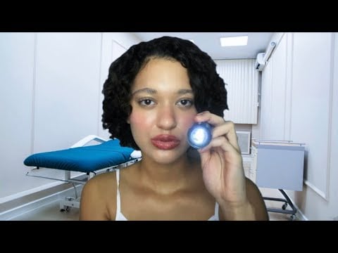 ASMR: CONSULTA MEDICA (examinando você)