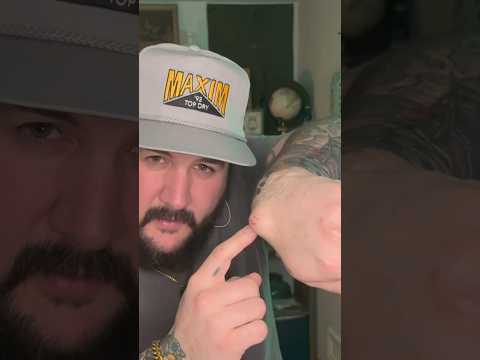 ASMR SHORT // TiM THE TUMOR MAES GOOD SOUNDS!