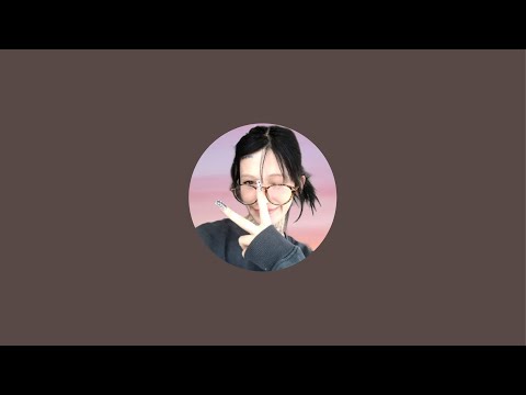 Akasi ASMR kanalı canlı yayında