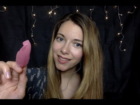 Mi ASMR más especial. Pluma y brocha acariciando el micro. En español