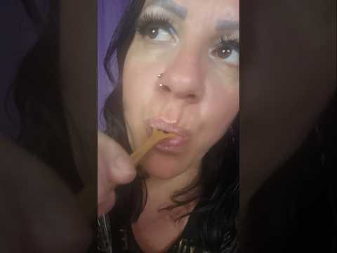ASMR-SHORTS GATILHO NOVO #videoscurtos #asmr #relax #sompararelaxar #shortsviral