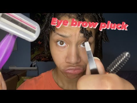 ASMR - EyeBrow Maintence (Britney)