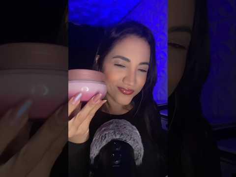 Creme nas mãos #asmr #tingles #asmrsounds #relax #shorts #fy