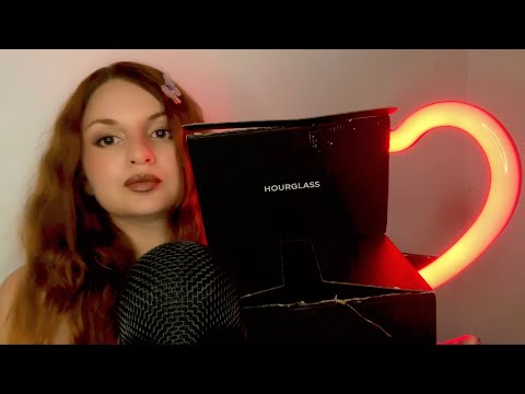 АСМР 💄 Распаковка посылки HOURGLASS 📦 (Палетка 2025 и не только!) Шепот, таппинг, мурашки 100%