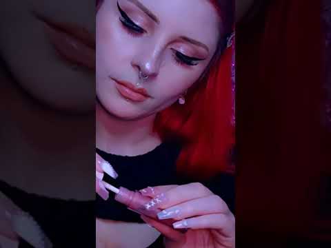 #asmr #lipgloss #tingles #lips #makeup #visualtingle