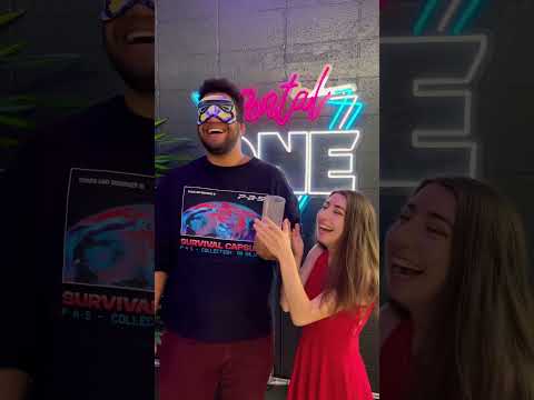 Gaming TV Host Guesses The ASMR Sounds #asmr #shorts #triggers #portalone