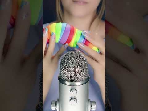 ASMR | ¿Cómo suena una oruga? #asmr  #short  #shorts