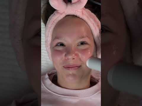 Giving My Daughter a Facial Be Like