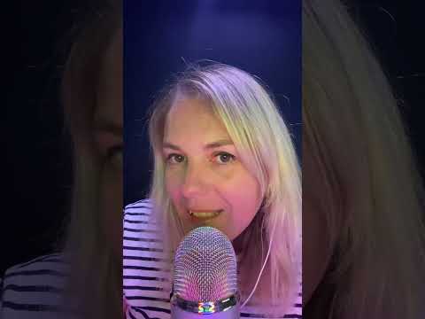 ASMR FR / Des triggers 100% en plastique #asmrfr #asmr #shortsasmr