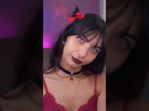 Guarda il video completo ▶️ Fast and Aggresssive ASMR ita hand sounds and mic blowing 🥀