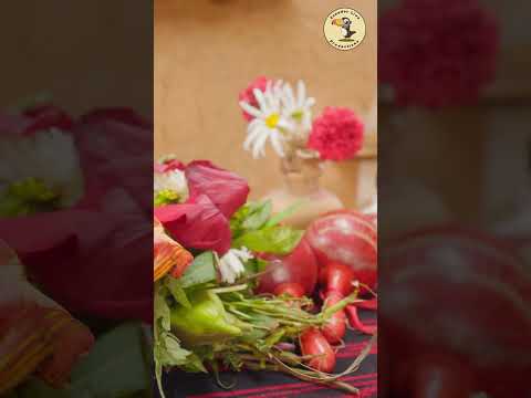 Doña Rosa's ASMR energy cleansing (limpia) massage with hair cracking & whispering 💐 #shorts