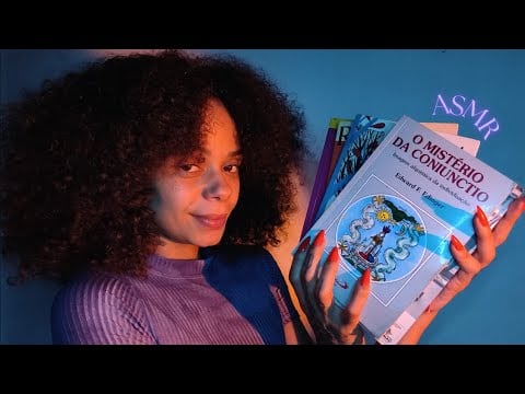 ASMR lendo uma pagina aleatória de um livro aleatória 