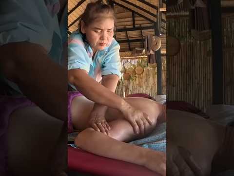 El mejor y más increíble masaje de espalda y brazos #massage #shorts #massagetherapy