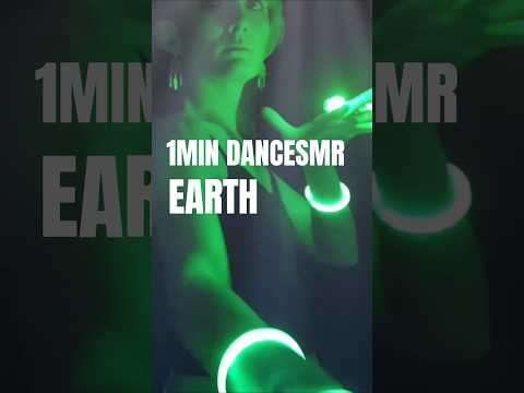 1MIN DANCESMR - Earth #asmr #visualtingle #4k #binaural #rustlingleaves #dance #lighttriggers