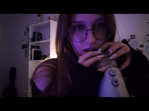 Fabric scratching & yapping ASMR 🤍🪽