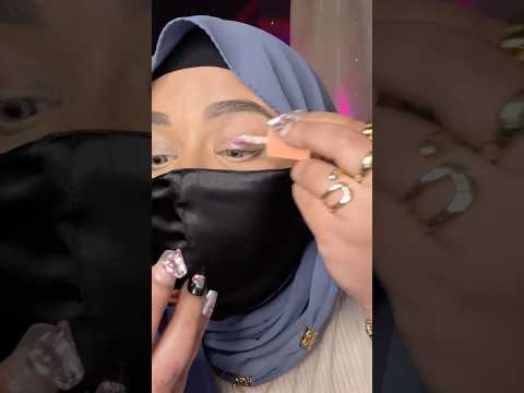 Asmr doing my makeup 💄 #asmrshorts #asmrmakeup #viralshorts #trendingshorts