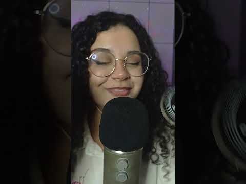 ASMR- Posso fazer sua maquiagem? Mas você que escolhe!