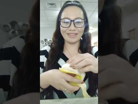 #funnyshorts #funnyvideo #eatingbanana #mukbang #challenger #filipino