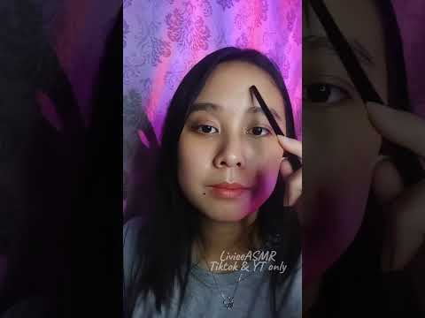 ASMR Tracing My Face with Small and Big Fan Brush ✨💗 #asmr #asmrbrush #brush
