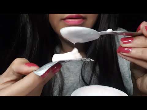 ASMR LAMIENDO YOGURT | ASMR Lambiendo Yogurt | ASMR en Español