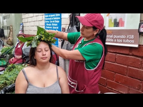 ASMR, Limpia espiritual y masaje para el estrés en el mercado con Maritza Pangol & Erika 