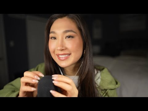ASMR slow/ gentle mic scratches + mouth sounds & hand movements to relax you 😴☁️