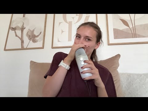ASMR| Mouth Sounds and Hand Movements👄