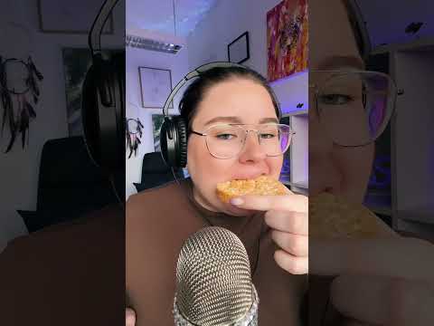 #relax #tingles #asmr #josefinasmr #friggs #riskaka #crunchyasmr #eating #mukbang