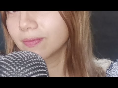 Asmr Haciendo Sonidos Cosquillosos Blueyeti