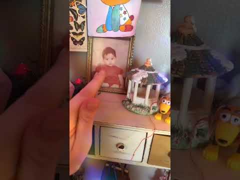 Let’s look in my tiny drawers