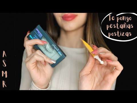 ASMR ESPAÑOL - te pongo pestañas postizas 👁  (mouthsounds y tapping)