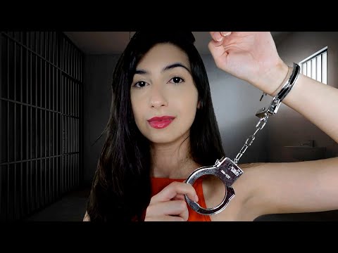 ASMR SUA COLEGA DE CELA VAI FUGIR DA PRISÃO