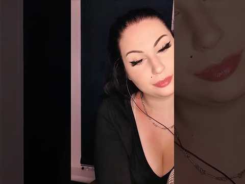 ASMR Short | Tapping Random Objects