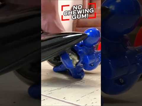 Cat Pumps vs. Blueberry Robot! Oddly Satisfying Heels Crushing Toys! ASMR