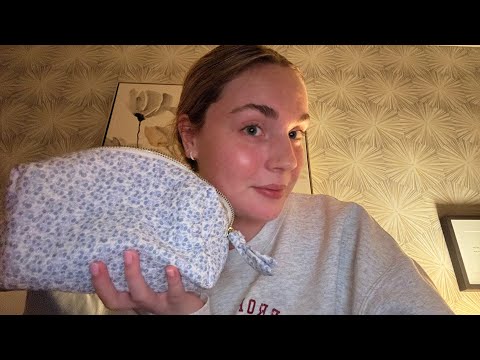 lofi asmr what’s in my travel makeup bag