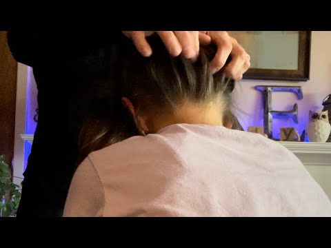 #ASMR NAPE/NECK ATTENTION | Soft nape scratching | Brush tracing of shoulders, neck and nape.