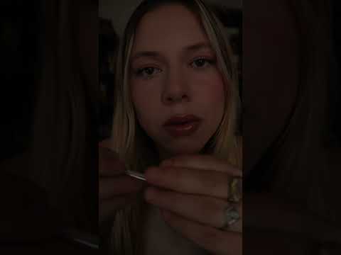 ASMR Spit painting 🖌️ #asmr #personalattention #spitpainting #tingles