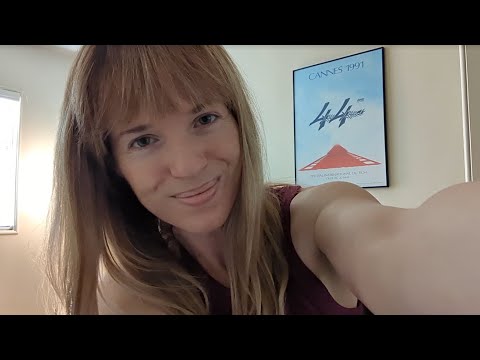 An ASMR Relaxing Massage with Friendly Chatting