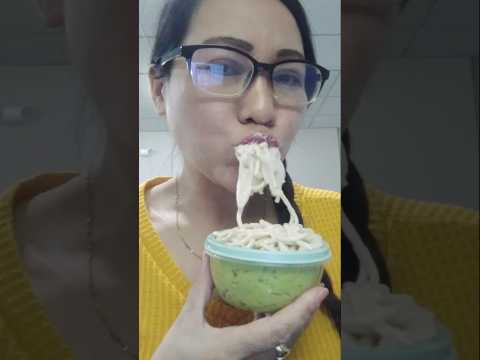 HOW I EAT CARBONARA #food #everyone #mukbang #challenge #foodie #shortsfeed #shortvideo