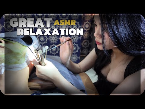 ASMR 🔥 There's nothing quite like the joy of a good ear cleaning