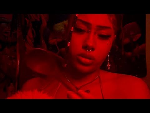 Weird girl gives you ASMR without talking