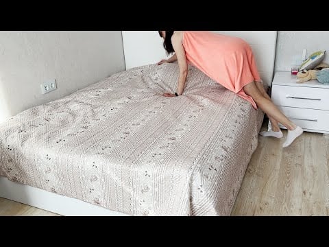 Making the bed. How often should bed linen be changed? Clean with me