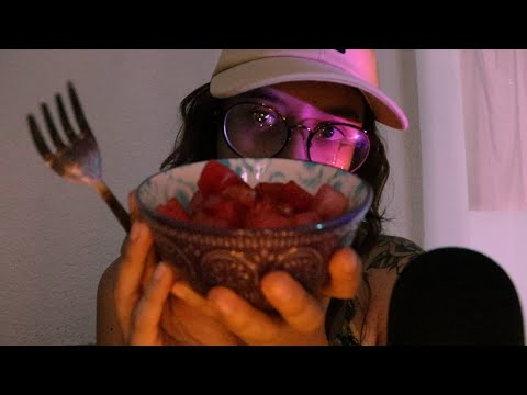 ASMR comiendo sandía con chile 🍉