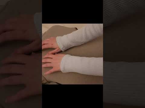 Soothing back scratching 😊💤