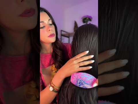 POV: escovando o cabelo da minha cobaia #asmr #shorts #asmrbrasil
