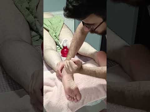 LEGENDARY RELAXING REFLEXOLOGY MASSAGE #satisfying #relaxing #asmr #shorts #massage
